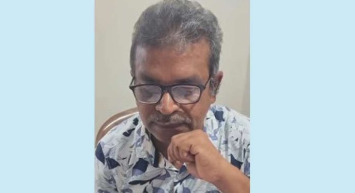 സര്വേ നമ്പര് തിരുത്താന് 4500 രൂപ കൈക്കൂലി ; വില്ലേജ് ഓഫിസറെ പിടികൂടി വിജിലന്സ് സര്വേ നമ്പര് തിരുത്താന് 4500 രൂപ കൈക്കൂലി ; വില്ലേജ് ഓഫിസറെ പിടികൂടി വിജിലന്സ്