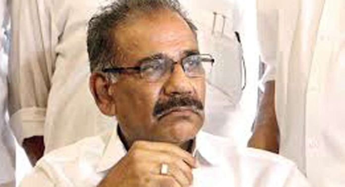 മന്ത്രി സ്ഥാനത്ത് നിന്ന് മാറ്റിയെന്ന വാർത്തകൾ തള്ളി ; എ കെ ശശീന്ദ്രൻ മന്ത്രി സ്ഥാനത്ത് നിന്ന് മാറ്റിയെന്ന വാർത്തകൾ തള്ളി ; എ കെ ശശീന്ദ്രൻ