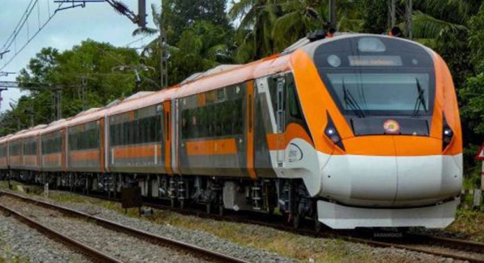 എറണാകുളം- ബെംഗളൂരു വന്ദേഭാരത് എക്സ്പ്രസ് സർവീസ് നിർത്തലാക്കി ; യാത്രക്കാർ പ്രതിസന്ധിയിൽ എറണാകുളം- ബെംഗളൂരു വന്ദേഭാരത് എക്സ്പ്രസ് സർവീസ് നിർത്തലാക്കി ; യാത്രക്കാർ പ്രതിസന്ധിയിൽ