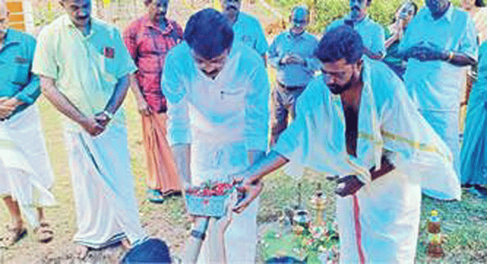 പൽപ്പു മെമ്മോറിയൽ ആലാ പടിഞ്ഞാറ് ശാഖ പുതുതായി നിർമിക്കുന്ന പ്രാർഥനാലയത്തിന് ശിലയിട്ടു പൽപ്പു മെമ്മോറിയൽ ആലാ പടിഞ്ഞാറ് ശാഖ പുതുതായി നിർമിക്കുന്ന പ്രാർഥനാലയത്തിന് ശിലയിട്ടു