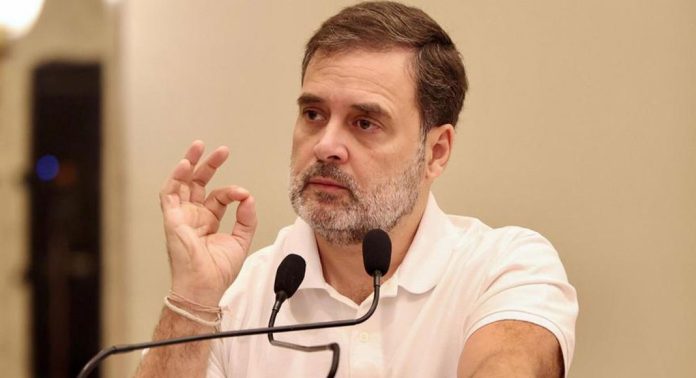 അന്ന സെബാസ്റ്റ്യന്റെ മരണം ; കുടുംബത്തിന്റെ പരാതി പാർലമെൻറിൽ ഉന്നയിക്കുമെന്ന് രാഹുൽഗാന്ധി അന്ന സെബാസ്റ്റ്യന്റെ മരണം ; കുടുംബത്തിന്റെ പരാതി പാർലമെൻറിൽ ഉന്നയിക്കുമെന്ന് രാഹുൽഗാന്ധി