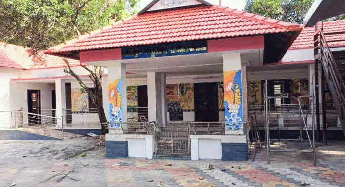നവീകരിച്ച പന്തളം ബ്ലോക്ക് ഓഫീസ് നാളെ നാടിന് സമർപ്പിക്കും നവീകരിച്ച പന്തളം ബ്ലോക്ക് ഓഫീസ് നാളെ നാടിന് സമർപ്പിക്കും