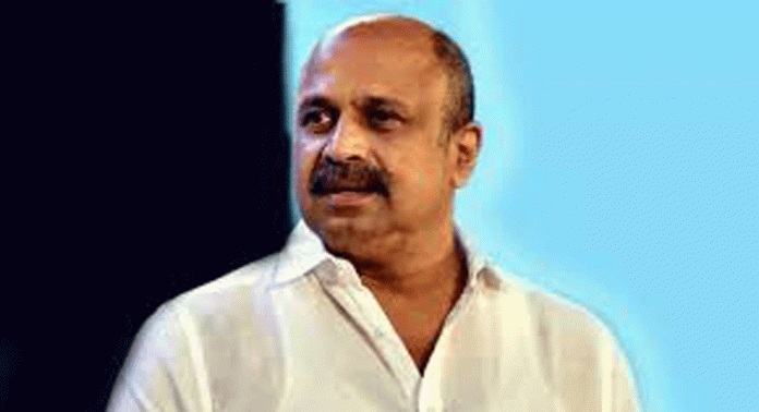 നടൻ സിദ്ദിഖിന് ഇടക്കാല ആശ്വാസം ; രണ്ടാഴ്ചത്തേക്ക് അറസ്റ്റ് തടഞ്ഞ് സുപ്രീം കോടതി നടൻ സിദ്ദിഖിന് ഇടക്കാല ആശ്വാസം ; രണ്ടാഴ്ചത്തേക്ക് അറസ്റ്റ് തടഞ്ഞ് സുപ്രീം കോടതി