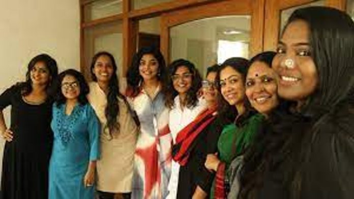 സിനിമയില് ഇനി പെരുമാറ്റച്ചട്ടം ; ഡബ്ല്യുസിസി നിര്ദേശങ്ങള് പ്രസിദ്ധീകരിക്കും സിനിമയില് ഇനി പെരുമാറ്റച്ചട്ടം ; ഡബ്ല്യുസിസി നിര്ദേശങ്ങള് പ്രസിദ്ധീകരിക്കും