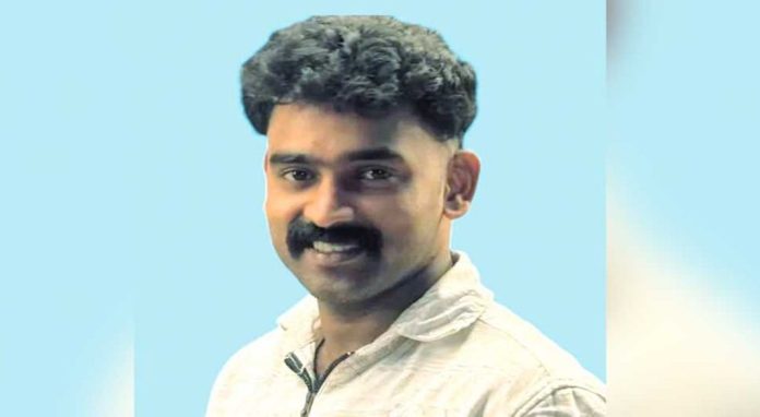 യുവാവ് ഷോക്കേറ്റ് മരിച്ച സംഭവത്തില് ആശുപത്രി അധികൃതര്ക്കെതിരെ പരാതിയുമായി കുടുംബം യുവാവ് ഷോക്കേറ്റ് മരിച്ച സംഭവത്തില് ആശുപത്രി അധികൃതര്ക്കെതിരെ പരാതിയുമായി കുടുംബം