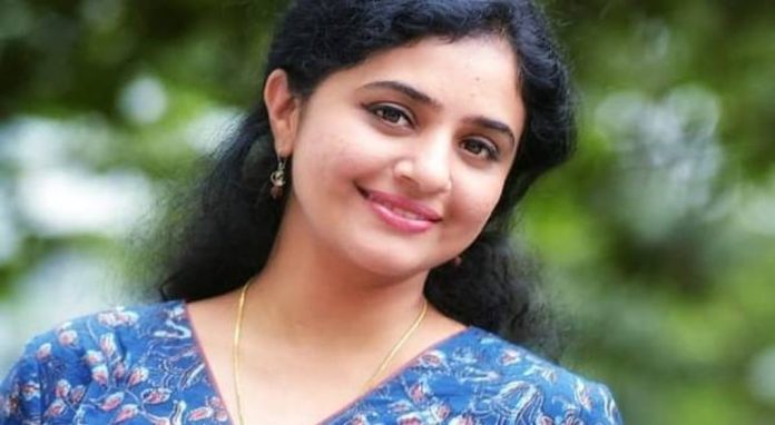 ഓസ്ട്രേലിയയിൽ സ്ഥിരതാമസത്തിന് അർഹതനേടി മേതില് ദേവികയും മകനും ഓസ്ട്രേലിയയിൽ സ്ഥിരതാമസത്തിന് അർഹതനേടി മേതില് ദേവികയും മകനും