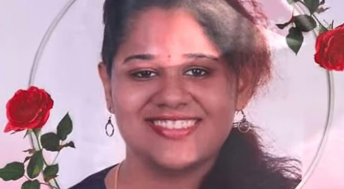 ജിമ്മില് വ്യായാമം ചെയ്യുന്നതിനിടെ കുഴഞ്ഞുവീണു ; വയനാട് സ്വദേശി കൊച്ചിയില് മരിച്ചു ജിമ്മില് വ്യായാമം ചെയ്യുന്നതിനിടെ കുഴഞ്ഞുവീണു ; വയനാട് സ്വദേശി കൊച്ചിയില് മരിച്ചു