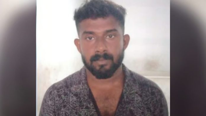 വനിതാ ഡോക്ടര്ക്ക് നേരെ കയ്യേറ്റശ്രമം ; കൂട്ടിരിപ്പുകാരന് അറസ്റ്റില് വനിതാ ഡോക്ടര്ക്ക് നേരെ കയ്യേറ്റശ്രമം ; കൂട്ടിരിപ്പുകാരന് അറസ്റ്റില്