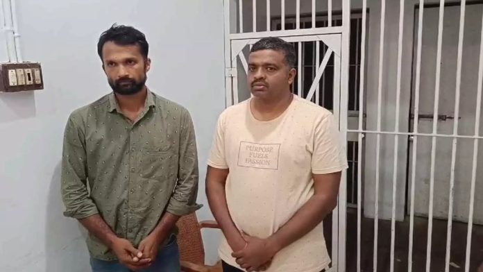 കുമളിയിൽ എംഡിഎംഎയുമായി യുവാക്കൾ അറസ്റ്റിൽ കുമളിയിൽ എംഡിഎംഎയുമായി യുവാക്കൾ അറസ്റ്റിൽ