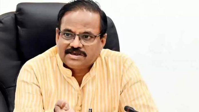 രാഹുല് ഗാന്ധിക്കെതിരായ പരാമര്ശം : ബിജെപി എംപിക്കെതിരെ കേസ് രാഹുല് ഗാന്ധിക്കെതിരായ പരാമര്ശം : ബിജെപി എംപിക്കെതിരെ കേസ്