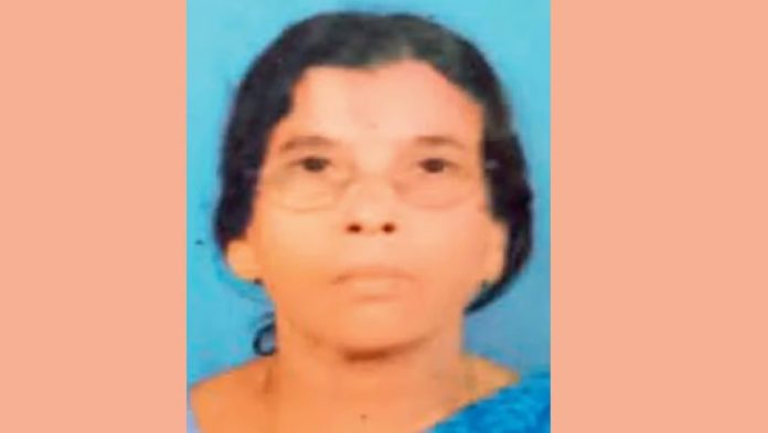 പാചകവാതക സിലിണ്ടര് ചോര്ന്നതറിയാതെ സ്വിച്ചിട്ടു ; തീ ആളിപ്പടര്ന്ന് പൊള്ളലേറ്റ വീട്ടമ്മ മരിച്ചു പാചകവാതക സിലിണ്ടര് ചോര്ന്നതറിയാതെ സ്വിച്ചിട്ടു ; തീ ആളിപ്പടര്ന്ന് പൊള്ളലേറ്റ വീട്ടമ്മ മരിച്ചു
