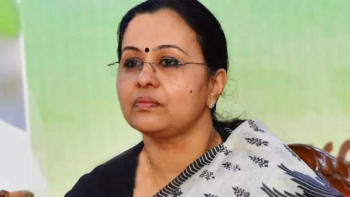 എം പോക്സ് ജാഗ്രത ; സാഹചര്യം വിലയിരുത്താന് ആരോഗ്യമന്ത്രി മലപ്പുറത്ത് എം പോക്സ് ജാഗ്രത ; സാഹചര്യം വിലയിരുത്താന് ആരോഗ്യമന്ത്രി മലപ്പുറത്ത്