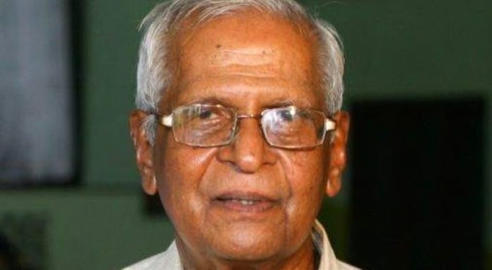 എംഎം ലോറന്സിന്റെ മകളുടെ അഭിഭാഷകര്ക്കെതിരെ പോലീസ് കേസെടുത്തു എംഎം ലോറന്സിന്റെ മകളുടെ അഭിഭാഷകര്ക്കെതിരെ പോലീസ് കേസെടുത്തു