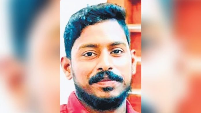 ഡിഎൻഎ ഫലത്തിനായി കാത്തിരിപ്പ് ; അർജുന്റെ മൃതദേഹം നാളെ രാവിലെയോടെ വീട്ടിൽ എത്തിക്കും ഡിഎൻഎ ഫലത്തിനായി കാത്തിരിപ്പ് ; അർജുന്റെ മൃതദേഹം നാളെ രാവിലെയോടെ വീട്ടിൽ എത്തിക്കും