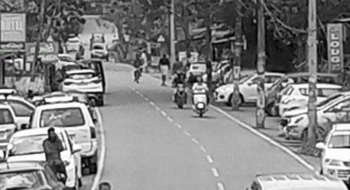 വികസന പ്രഖ്യാപനങ്ങള് കടലാസില് ഒതുങ്ങി ; നട്ടം തിരിഞ്ഞ് ആറന്മുള വികസന പ്രഖ്യാപനങ്ങള് കടലാസില് ഒതുങ്ങി ; നട്ടം തിരിഞ്ഞ് ആറന്മുള
