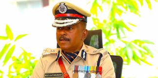 ബെവ്കോ സിഎംഡി സ്ഥാനത്തുനിന്ന് എംആര് അജിത് കുമാറിനെ മാറ്റണമെന്ന് മന്ത്രി എം ലിജു