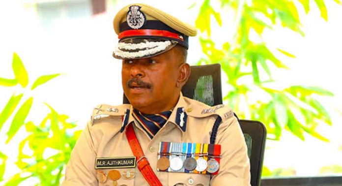 റിപ്പോർട്ടിന് അന്തിമ രൂപമില്ല , എഡിജിപിക്കെതിരായ പരാതികളിലെ അന്വേഷണ റിപ്പോർട്ട് ഇന്നും കൈമാറില്ല റിപ്പോർട്ടിന് അന്തിമ രൂപമില്ല , എഡിജിപിക്കെതിരായ പരാതികളിലെ അന്വേഷണ റിപ്പോർട്ട് ഇന്നും കൈമാറില്ല
