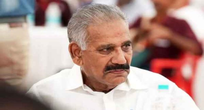 ആരും ആവശ്യപ്പെട്ടിട്ടില്ല, എം.എൽ.എ സ്ഥാനം രാജിവെക്കാനുള്ള ആഗ്രഹം നേരത്തെ അറിയിച്ചതാണ് ; എ.കെ. ശശീന്ദ്രൻ ആരും ആവശ്യപ്പെട്ടിട്ടില്ല, എം.എൽ.എ സ്ഥാനം രാജിവെക്കാനുള്ള ആഗ്രഹം നേരത്തെ അറിയിച്ചതാണ് ; എ.കെ. ശശീന്ദ്രൻ
