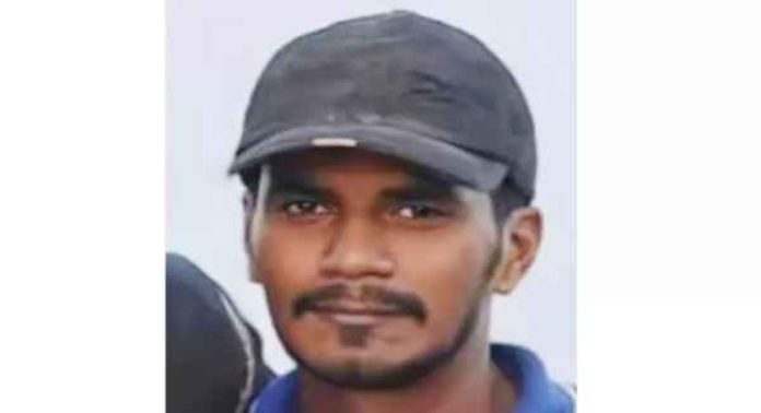 ഷൂട്ടിങ്ങിനിടെ 30 അടി താഴ്ചയിലേക്ക് വീണ് ലൈറ്റ് ബോയ് മരിച്ചു ഷൂട്ടിങ്ങിനിടെ 30 അടി താഴ്ചയിലേക്ക് വീണ് ലൈറ്റ് ബോയ് മരിച്ചു