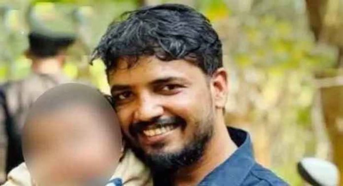 ഇടിച്ചിട്ട കാർ നിർത്താതെ പോയി , നാട്ടുകാർ ആശുപത്രിയിൽ എത്തിച്ചപ്പോഴേക്കും വൈകി ; യുവാവിന് ദാരുണാന്ത്യം ഇടിച്ചിട്ട കാർ നിർത്താതെ പോയി , നാട്ടുകാർ ആശുപത്രിയിൽ എത്തിച്ചപ്പോഴേക്കും വൈകി ; യുവാവിന് ദാരുണാന്ത്യം