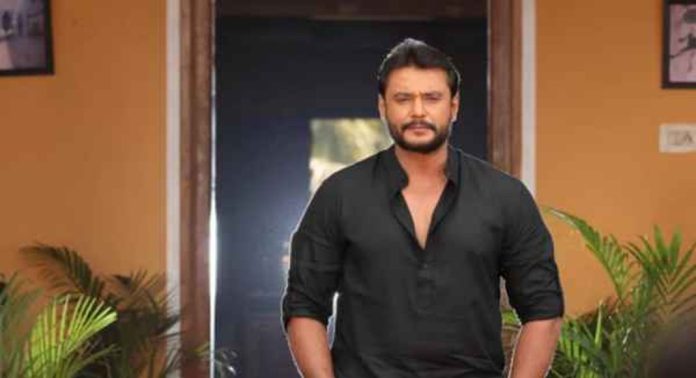 രേണുകാസ്വാമി കൊലക്കേസില് പ്രതിയായ കന്നഡ നടന് ദര്ശന് ജയിലില് ടെലിവിഷന് അനുവദിക്കും രേണുകാസ്വാമി കൊലക്കേസില് പ്രതിയായ കന്നഡ നടന് ദര്ശന് ജയിലില് ടെലിവിഷന് അനുവദിക്കും