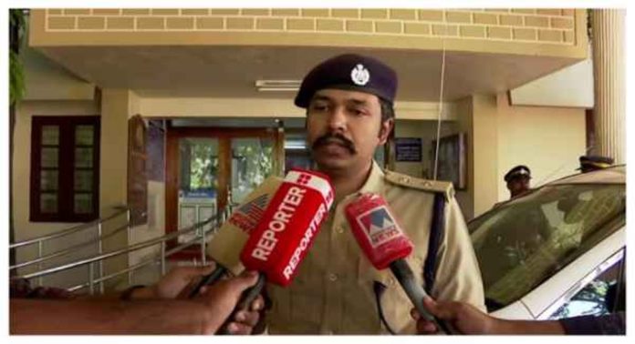 പാലക്കാട് നിർഭയ കേന്ദ്രത്തിൽ നിന്നും പെൺകുട്ടികളെ കാണാതായ സംഭവം ; തെരച്ചിൽ ഊർജിതമാക്കി പോലീസ് പാലക്കാട് നിർഭയ കേന്ദ്രത്തിൽ നിന്നും പെൺകുട്ടികളെ കാണാതായ സംഭവം ; തെരച്ചിൽ ഊർജിതമാക്കി പോലീസ്