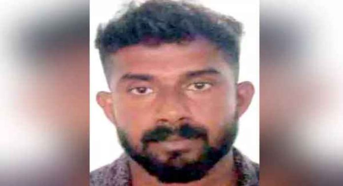 വർക്കലയിൽ ഡോക്ടർക്കുനേരെ കൈയേറ്റം; യുവാവ് അറസ്റ്റിൽ വർക്കലയിൽ ഡോക്ടർക്കുനേരെ കൈയേറ്റം; യുവാവ് അറസ്റ്റിൽ