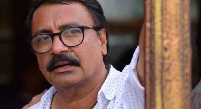എഴുത്തുകാരിക്ക് നേരെ ലൈംഗികാതിക്രമം ; വി കെ പ്രകാശിനെ അറസ്റ്റ് ചെയ്തു എഴുത്തുകാരിക്ക് നേരെ ലൈംഗികാതിക്രമം ; വി കെ പ്രകാശിനെ അറസ്റ്റ് ചെയ്തു