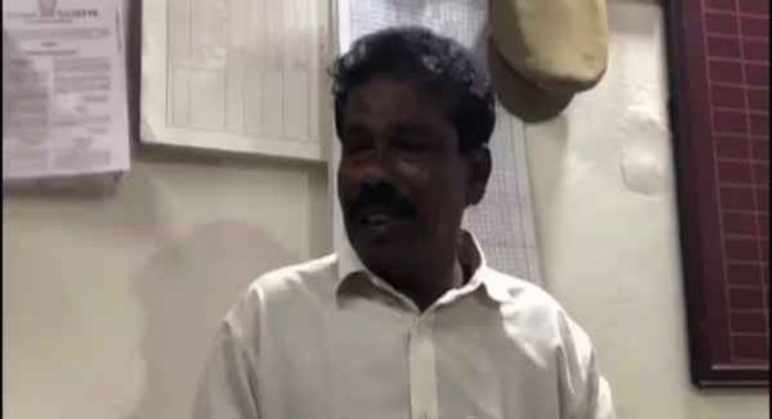 ട്രെയിൻ യാത്രക്കിടെ 14 കാരന് നേരെ ലൈംഗികാതിക്രമം ; 53കാരൻ അറസ്റ്റിൽ ട്രെയിൻ യാത്രക്കിടെ 14 കാരന് നേരെ ലൈംഗികാതിക്രമം ; 53കാരൻ അറസ്റ്റിൽ