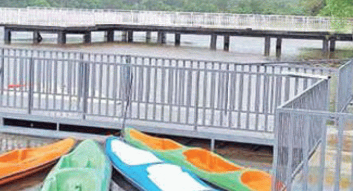 വയ്യാങ്കരച്ചിറ ടൂറിസം പദ്ധതിക്ക് പുതിയ ചുവടുവെപ്പ് ; ബോട്ടിങ് വ്യാഴാഴ്ചമുതൽ വയ്യാങ്കരച്ചിറ ടൂറിസം പദ്ധതിക്ക് പുതിയ ചുവടുവെപ്പ് ; ബോട്ടിങ് വ്യാഴാഴ്ചമുതൽ