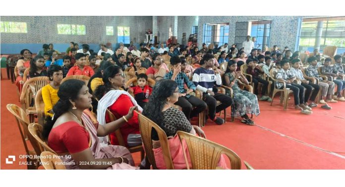 രാജ്യത്ത് വർദ്ധിച്ചു വരുന്ന കുട്ടികൾക്കെതിരെയുള്ള അതിക്രമം തടയണമെന്ന് ബാലസംഘം പന്തളം ഏരിയ സമ്മേളനം രാജ്യത്ത് വർദ്ധിച്ചു വരുന്ന കുട്ടികൾക്കെതിരെയുള്ള അതിക്രമം തടയണമെന്ന് ബാലസംഘം പന്തളം ഏരിയ സമ്മേളനം