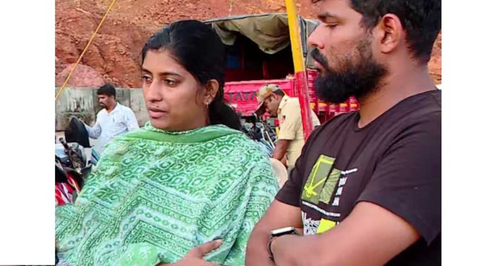 ഷിരൂരിൽ ഗംഗാവലി പുഴയിൽ സിപി 4 കേന്ദ്രീകരിച്ചു തന്നെ പരിശോധന നടത്തണമെന്ന് അർജുന്റെ സഹോദരി അഞ്ജു ഷിരൂരിൽ ഗംഗാവലി പുഴയിൽ സിപി 4 കേന്ദ്രീകരിച്ചു തന്നെ പരിശോധന നടത്തണമെന്ന് അർജുന്റെ സഹോദരി അഞ്ജു