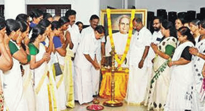 ചെങ്ങന്നൂർ താലൂക്ക് എൻ.എസ്.എസ്. കരയോഗ യൂണിയനിലെ വനിതാ യൂണിറ്റ് പൂക്കളമത്സരം നടത്തി ചെങ്ങന്നൂർ താലൂക്ക് എൻ.എസ്.എസ്. കരയോഗ യൂണിയനിലെ വനിതാ യൂണിറ്റ് പൂക്കളമത്സരം നടത്തി