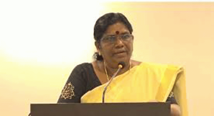 സംസ്ഥാനത്തെ തെരഞ്ഞെടുത്ത പത്ത് വെറ്ററിനറി ആശുപത്രികൾ സ്മാർട്ട് ആക്കുമെന്ന് മൃഗസംരക്ഷണ വകുപ്പ് മന്ത്രി ജെ. ചിഞ്ചു റാണി സംസ്ഥാനത്തെ തെരഞ്ഞെടുത്ത പത്ത് വെറ്ററിനറി ആശുപത്രികൾ സ്മാർട്ട് ആക്കുമെന്ന് മൃഗസംരക്ഷണ വകുപ്പ് മന്ത്രി ജെ. ചിഞ്ചു റാണി
