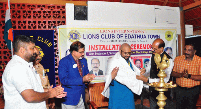 ലയൺസ് ക്ലബ് ഓഫ് എടത്വ ടൗൺ ഭാരവാഹികൾ സ്ഥാനാരോഹണം ചെയ്തു ലയൺസ് ക്ലബ് ഓഫ് എടത്വ ടൗൺ ഭാരവാഹികൾ സ്ഥാനാരോഹണം ചെയ്തു