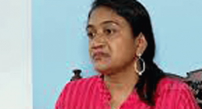 ഇലക്ട്രിക് വാഹന ഉടമകളെ ഭയപെടുത്തിയ സംഭവത്തിൽ വിശദീകരണവുമായി കെഎസ്ഇബി ഇലക്ട്രിക് വാഹന ഉടമകളെ ഭയപെടുത്തിയ സംഭവത്തിൽ വിശദീകരണവുമായി കെഎസ്ഇബി