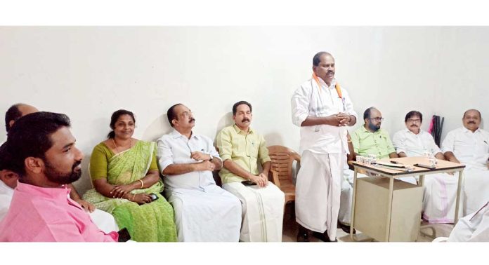 ജില്ലയിലെ സിപിഎം നേതാക്കൾ സഹകരണ ബാങ്കുകളുടെ അന്തകരായി മാറിയെന്ന് പ്രൊഫ. സതീഷ് കൊച്ചുപറമ്പിൽ ജില്ലയിലെ സിപിഎം നേതാക്കൾ സഹകരണ ബാങ്കുകളുടെ അന്തകരായി മാറിയെന്ന് പ്രൊഫ. സതീഷ് കൊച്ചുപറമ്പിൽ