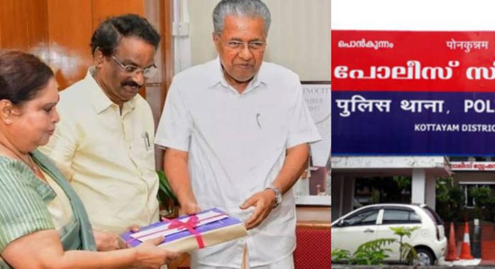 മേക്കപ്പ് ആര്ട്ടിസ്റ്റ് മാനേജര്ക്കെതിരെ നല്കിയ മൊഴി ; ഹേമ കമ്മിറ്റി റിപ്പോര്ട്ടില് ആദ്യ കേസ് മേക്കപ്പ് ആര്ട്ടിസ്റ്റ് മാനേജര്ക്കെതിരെ നല്കിയ മൊഴി ; ഹേമ കമ്മിറ്റി റിപ്പോര്ട്ടില് ആദ്യ കേസ്