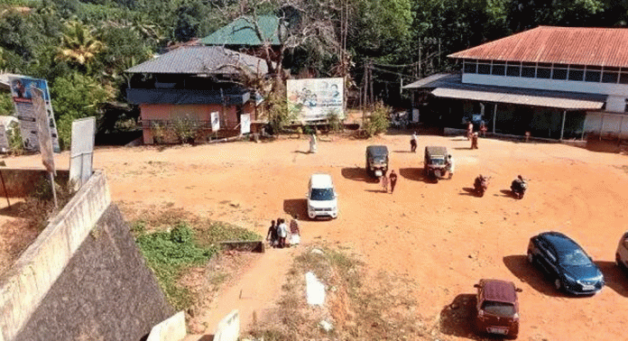 മല്ലപ്പള്ളി താലൂക്ക് ആശുപത്രിയുടെ സ്ഥിതി പരിതാപകരം മല്ലപ്പള്ളി താലൂക്ക് ആശുപത്രിയുടെ സ്ഥിതി പരിതാപകരം