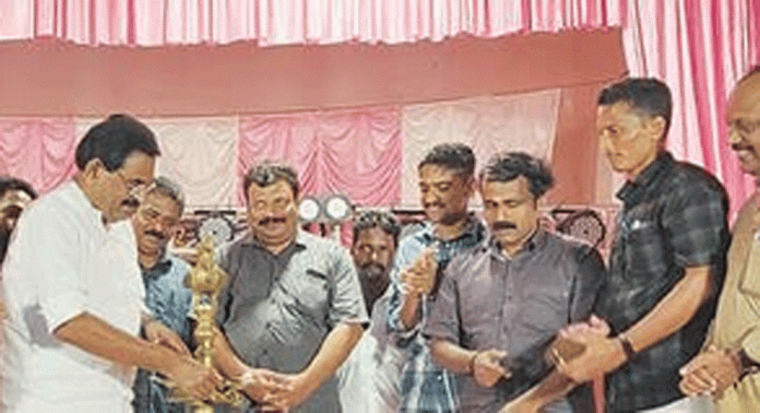 പയ്യനല്ലൂർ പ്രതീക്ഷ ലൈബ്രറി ആർട്സ് ആൻഡ് സ്പോർട്സ് ക്ലബ്ബിന്റെ നേതൃത്വത്തിൽ പ്രതിഭാ സംഗമം നടന്നു പയ്യനല്ലൂർ പ്രതീക്ഷ ലൈബ്രറി ആർട്സ് ആൻഡ് സ്പോർട്സ് ക്ലബ്ബിന്റെ നേതൃത്വത്തിൽ പ്രതിഭാ സംഗമം നടന്നു