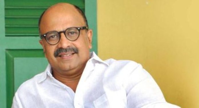 സിദ്ദിഖിനെതിരായ ലൈംഗികാതിക്രമ കേസ് ; പരാതിക്കാരിയുമായി മാസ്കറ്റ് ഹോട്ടലിൽ തെളിവെടുപ്പ് നടത്തി സിദ്ദിഖിനെതിരായ ലൈംഗികാതിക്രമ കേസ് ; പരാതിക്കാരിയുമായി മാസ്കറ്റ് ഹോട്ടലിൽ തെളിവെടുപ്പ് നടത്തി