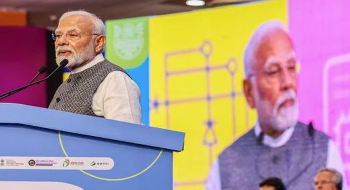 എയർ ടാക്സികളിൽ സഞ്ചരിക്കുന്ന കാലം വിദൂരമല്ല ; പ്രതീക്ഷ പങ്ക് വച്ച് പ്രധാനമന്ത്രി നരേന്ദ്രമോദി എയർ ടാക്സികളിൽ സഞ്ചരിക്കുന്ന കാലം വിദൂരമല്ല ; പ്രതീക്ഷ പങ്ക് വച്ച് പ്രധാനമന്ത്രി നരേന്ദ്രമോദി