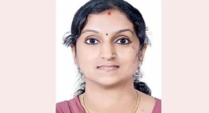 അമ്മയും കുഞ്ഞും മരിച്ച സംഭവം ; ആശുപത്രിക്കെതിരെ ആരോപണവുമായി കുടുംബം അമ്മയും കുഞ്ഞും മരിച്ച സംഭവം ; ആശുപത്രിക്കെതിരെ ആരോപണവുമായി കുടുംബം