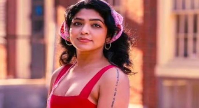 അങ്ങനെ ഒന്നും നടന്നിട്ടില്ല, ലഹരിപ്പാർട്ടി ആരോപണം വ്യാജം ; റിമ കല്ലിങ്കൽ അങ്ങനെ ഒന്നും നടന്നിട്ടില്ല, ലഹരിപ്പാർട്ടി ആരോപണം വ്യാജം ; റിമ കല്ലിങ്കൽ