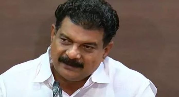 ഇന്റലിജന്സ് റിപ്പോര്ട്ട് പോലീസ് പൂഴ്ത്തി ; വീണ്ടും ഗുരുതര ആരോപണവുമായി പി.വി അന്വര് ഇന്റലിജന്സ് റിപ്പോര്ട്ട് പോലീസ് പൂഴ്ത്തി ; വീണ്ടും ഗുരുതര ആരോപണവുമായി പി.വി അന്വര്
