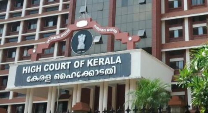 കാഫിർ സ്ക്രീൻ ഷോട്ട് പ്രചരിപ്പിച്ച കേസ് ; വ്യാജരേഖ ചമച്ചതിനുള്ള വകുപ്പുകളും ചുമത്തി കാഫിർ സ്ക്രീൻ ഷോട്ട് പ്രചരിപ്പിച്ച കേസ് ; വ്യാജരേഖ ചമച്ചതിനുള്ള വകുപ്പുകളും ചുമത്തി