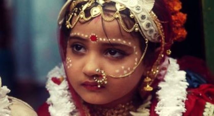 വയനാട്ടിൽ ശൈശവ വിവാഹം ; പട്ടികവർഗ പെൺകുട്ടിയെ 40കാരന് വിവാഹം ചെയ്തുകൊടുത്തു, പിന്നാലെ ബ്രോക്കർ അറസ്റ്റിൽ വയനാട്ടിൽ ശൈശവ വിവാഹം ; പട്ടികവർഗ പെൺകുട്ടിയെ 40കാരന് വിവാഹം ചെയ്തുകൊടുത്തു, പിന്നാലെ ബ്രോക്കർ അറസ്റ്റിൽ