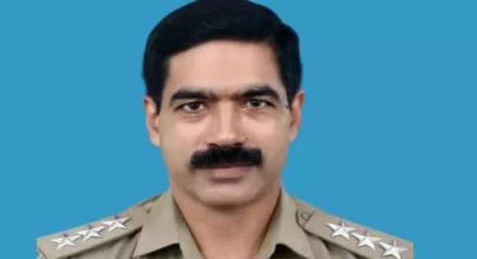 ലൈംഗീകാതിക്രമ പരാതിക്ക് പിന്നിൽ ഗൂഡാലോചനയുണ്ടെന്ന് ഡിവൈഎസ്പി ബെന്നി ; മുഖ്യമന്ത്രിക്കും ഡിജിപിക്കും പരാതി നൽകി ലൈംഗീകാതിക്രമ പരാതിക്ക് പിന്നിൽ ഗൂഡാലോചനയുണ്ടെന്ന് ഡിവൈഎസ്പി ബെന്നി ; മുഖ്യമന്ത്രിക്കും ഡിജിപിക്കും പരാതി നൽകി