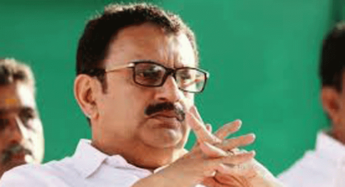 മുഖ്യമന്ത്രി പിണറായി വിജയനെ വിമർശിച്ച് കെ മുരളീധരന് മുഖ്യമന്ത്രി പിണറായി വിജയനെ വിമർശിച്ച് കെ മുരളീധരന്