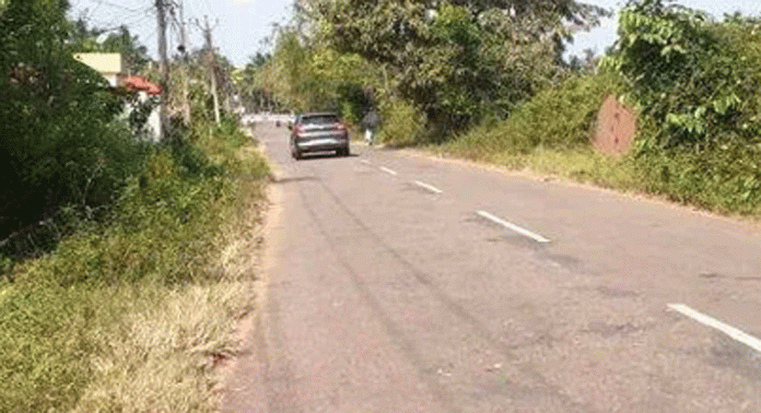 കടപ്ര – വീയപുരം ലിങ്ക് ഹൈവേയുടെ നവീകരണം വൈകുന്നു ; യാത്രക്കാര് ദുരിതത്തില് കടപ്ര – വീയപുരം ലിങ്ക് ഹൈവേയുടെ നവീകരണം വൈകുന്നു ; യാത്രക്കാര് ദുരിതത്തില്